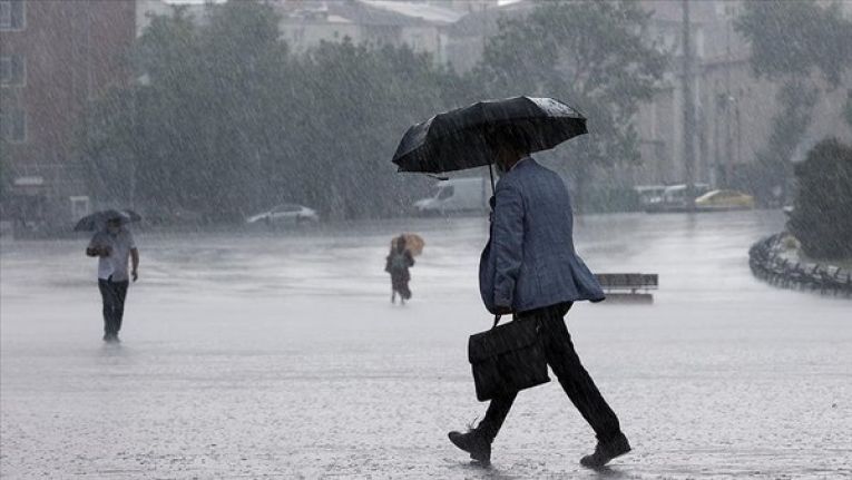 Şemsiyeleri hazırlayın! Meteoroloji'den İstanbul dahil 44 kent için sağanak uyarısı