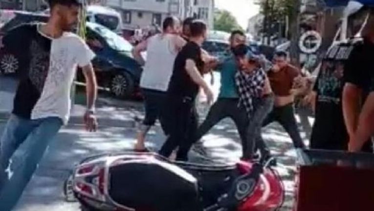 Gaziosmanpaşa'da kaza sonrası kavga