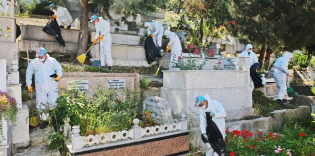 Gaziosmanpaşa'da Bulunan Mezarlıklar Bayram Sonrası Ziyaretlere Hazır