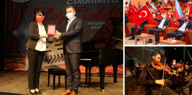 Gaziosmanpaşa’da Fuzuli Kültür Sanat Sezonu Açıldı