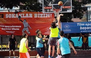 “Gaziosmanpaşa'da 3x3 Basketbol Turnuvası”...