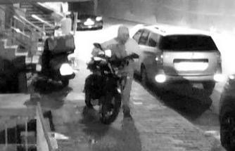 Gaziosmanpaşa'da demir kesme makasıyla motosiklet hırsızlığı