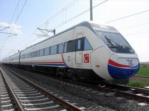 İşte AK Parti'nin seçim vaadleri 25 merkeze hızlı tren: Hızlı tren ağı yaygınlaşacak. Türkiye'nin farklı 25 noktasına hızlı tren erişimi mümkün olabilecek.