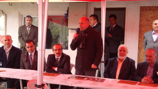 Erhan Başkan kentsel dönüşümü hem yerelde hem de hükümet olarak desteklediklerini söyledi.