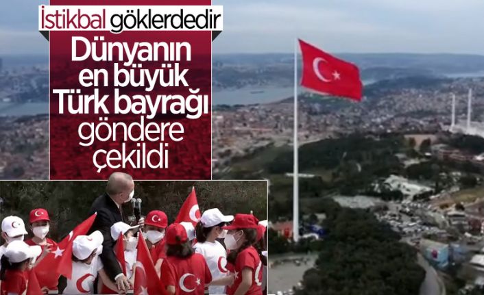 Cumhurbaşkanı Erdoğan, dünyanın en büyük Türk bayrağını çocuklarla göndere çekti