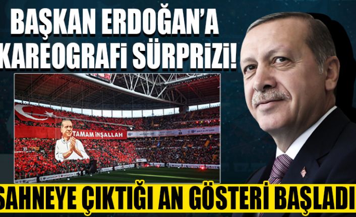 Cumhurbaşkanı Erdoğan'a koreografi sürprizi... Sahneye çıktığı an gösteri başladı!