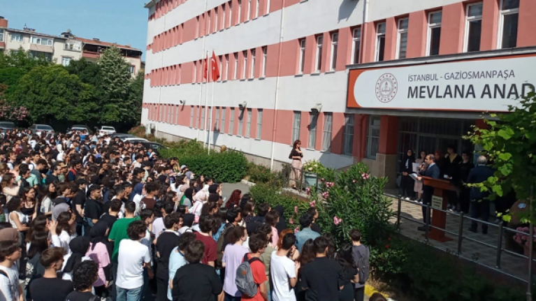 Gaziosmanpaşa&#039;nın en iyi liseleri belirlendi! O lise birinci oldu
