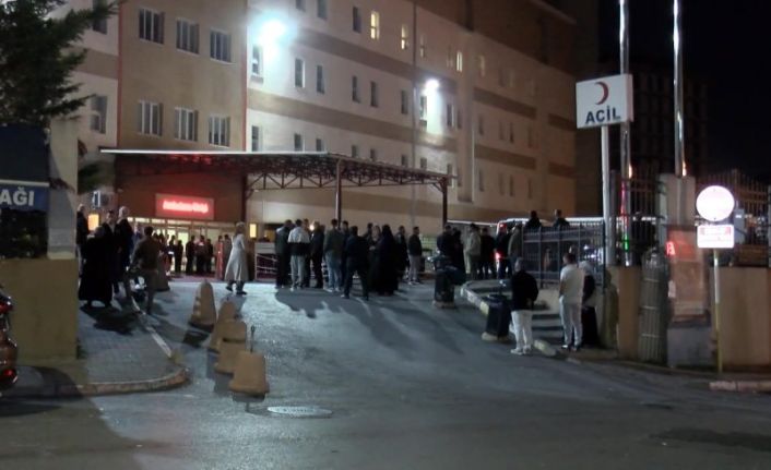 Gaziosmanpaşa&#039;da hastane bahçesinde hareketli anlar; silahla ateş açıldı