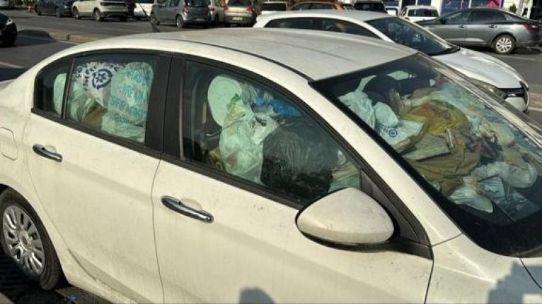 Eyüpsultan'da ''çöp araba'' vakası... ''Geçerken burnumuzu tutuyoruz''