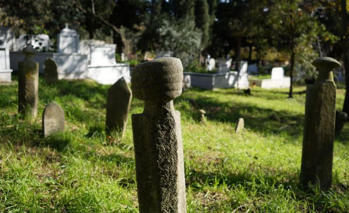 Eyüpsultan’da ilginç borç tahsilatı: Belediye, alacaklıya yüzyıllık tarihi mezarlığı teklif etti