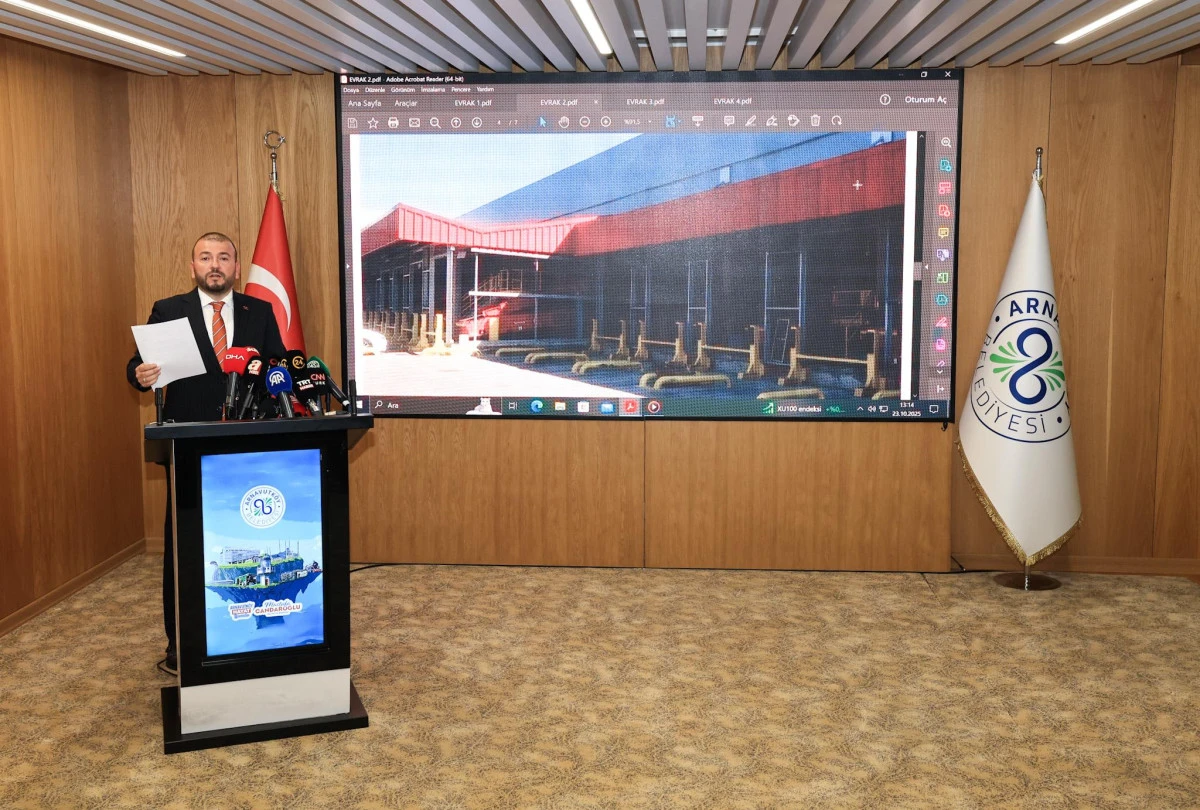 ARNAVUTKÖY BELEDİYE BAŞKANI CANDAROĞLU’NDAN ÖZGÜR ÖZEL’İN İDDİALARINA SERT YANIT: “GERÇEĞİ BELGELERLE KONUŞUYORUZ”