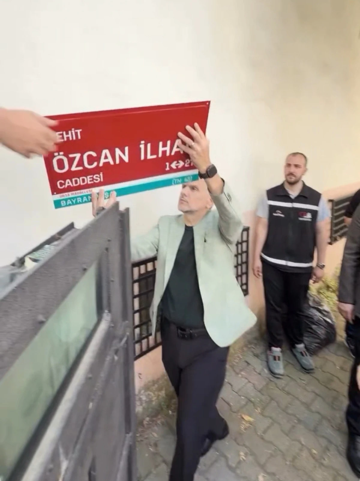Bayrampaşa'da Şehit &Ouml;zcan İlhan'ın İsmi Caddeye Verildi