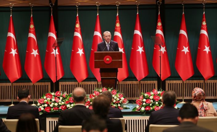 Cumhurbaşkanı Erdoğan: Kısa çalışma ödeneğini mart sonunda bitiriyoruz