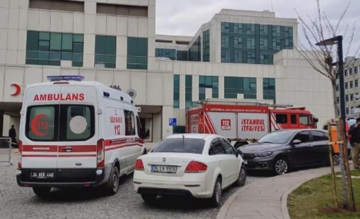 Sultangazi Haseki Eğitim ve Araştırma Hastanesi'nde yangın paniği