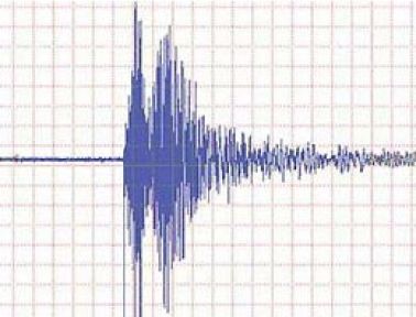 5.4 büyüklüğündeki deprem korkuttu