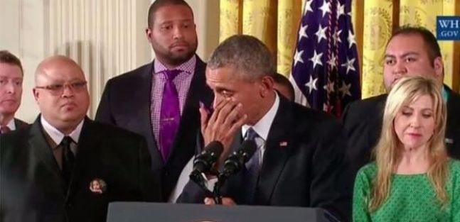 ABD'den tarihi karar! Obama gözyaşlarına boğuldu