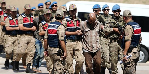 Afrin'de 2 askerin şehit edilmesi olayına karışan teröristler adliyede