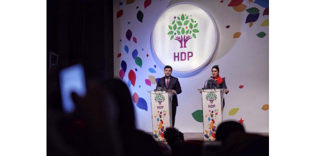 Ak Partili Botancı: HDP yakın zamanda bölünebilir
