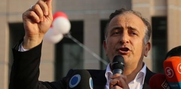 AK Partili vekiller, Ekrem Dumanlı'yı 'PÜFF' yaptı