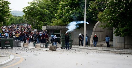 Ankara'daki Soma yürüyüşüne polis müdahalesi