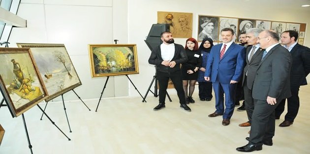 Başkan Usta resim sergisi açtı, ‘Sanatı ve sanatçıyı destekliyoruz’