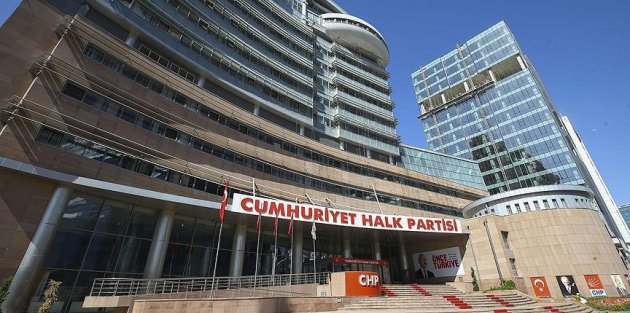 CHP'de 12 üyeden olağanüstü PM çağrısı