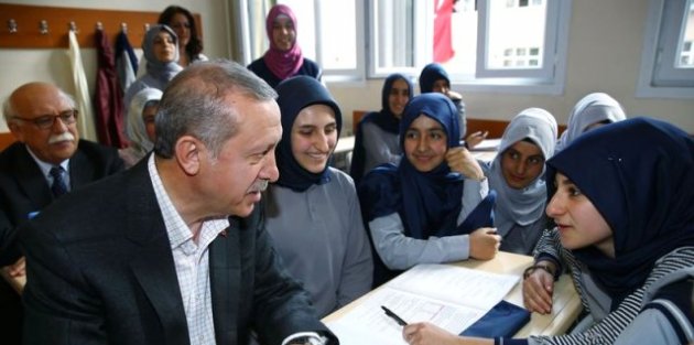 Cumhurbaşkanı Erdoğan küçükken ne olmak istiyordu