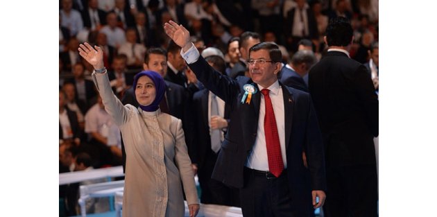 Davutoğlu: Kürtlerin, Türklerin, Sünnilerin ve Alevilerin devleti Türkiye'dir