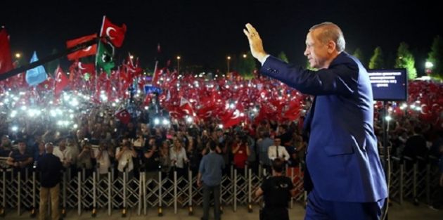 Erdoğan Batı'yı umursamıyor