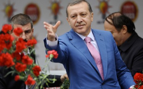 Erdoğan ilk mitinginde esti gürledi!
