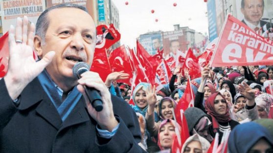 Erdoğan: Resmin yanına silah koyuyorlar