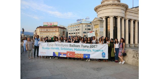 Eyüp Belediyesi'nden başarılı öğrencilere Balkan turu