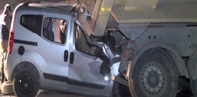 Eyüp’te trafik kazası: 2 ölü
