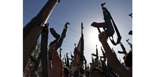 Financial Times, IŞİD'in silah kaynaklarını araştırdı