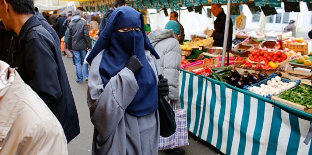 Fransa'yı karıştıran 'Müslüman' kitabı