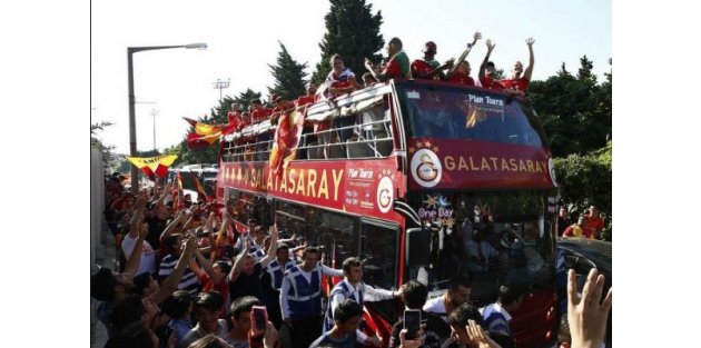 Galatasaray'dan şehir turu