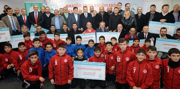 Gaziosmanpaşa Belediyesi'nden Spor Kulüplerine 200 Bin Lira Nakdi Yardım