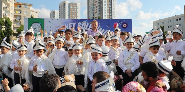 Gaziosmanpaşa’da 1.300 Çocuğa Muhteşem Sünnet Şöleni