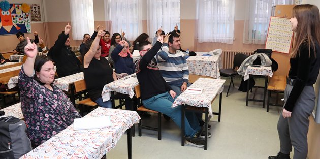 Gaziosmanpaşa’da Engelli Memur Adayları Sınava Hazırlanıyor