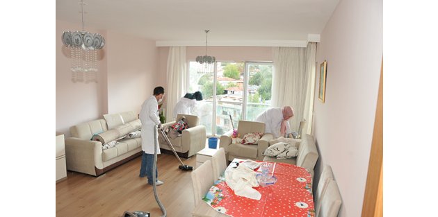 Gaziosmanpaşa'da İhtiyaç sahibi yaşlılara Evde Temizlik Hizmeti
