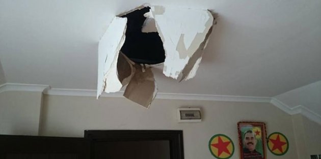 HDP Eyüp ilçe binasına girenler eşyaları tahrip etti
