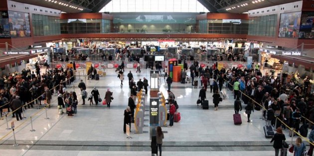 İstanbul havalimanları 100 milyon yolcu barajını aştı