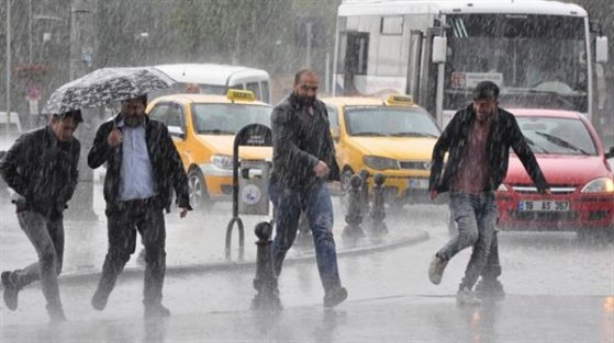 İstanbul'a uyarı: Yağışlar artabilir