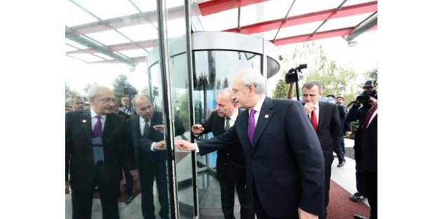 Kılıçdaroğlu, Hürriyet'i ziyaret etti