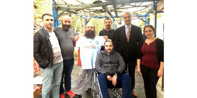 Maganda Kurbanı Gence,Galatasaray-Dersimspor Maçı İçin Davet
