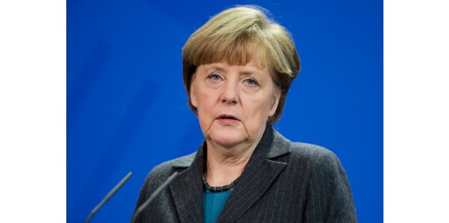 Merkel: Türkiye'ye yardım edilmeli