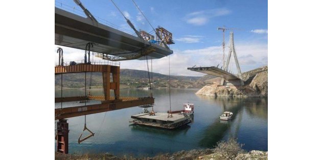 Nissibi Köprüsü'nün tamamanmasına 6 metre kaldı