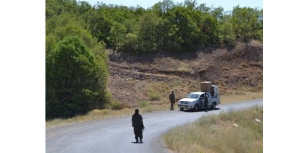 PKK'lılar Tunceli'de asker kaçırdı!