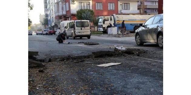 PKK'lılardan polis aracına bombalı tuzak!