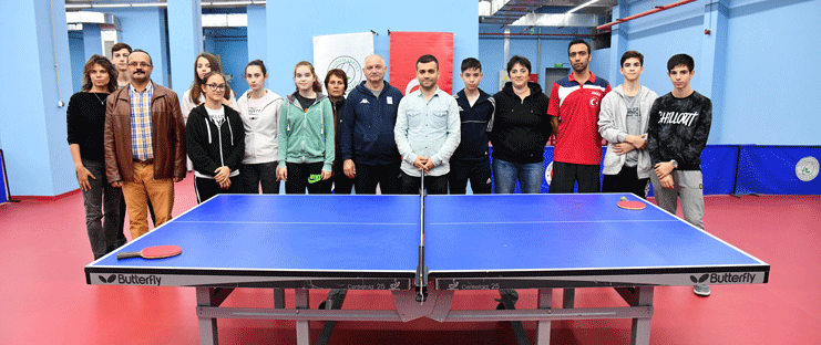 Romanya Masa Tenisi Milli Takımı’ndan Gaziosmanpaşa Belediyesi Spor Kulübü’ne Dostluk Ziyareti